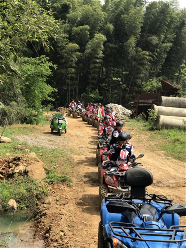 2021晶飛“百丈營地+紀(jì)龍山”團(tuán)建活動(dòng)(圖2) 2021晶飛“百丈營地+紀(jì)龍山”團(tuán)建活動(dòng)(圖2)